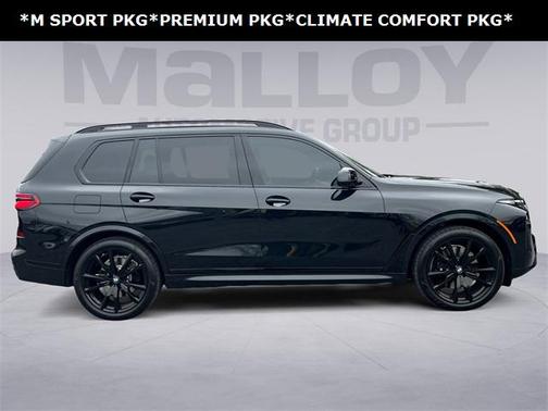 2026 BMW X7 xDrive40i