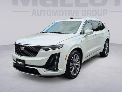 Crystal White 2022 Cadillac XT6 Premium Luxury AWD