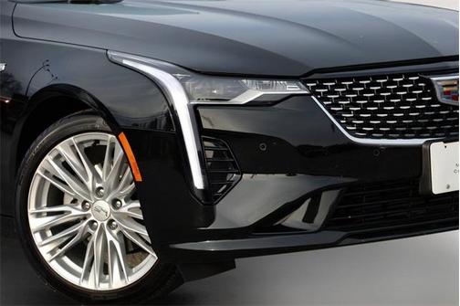 2025 Cadillac CT4 Premium Luxury RWD