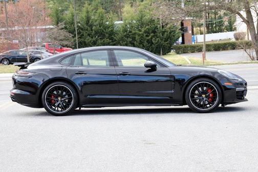 2018 Porsche Panamera 4S