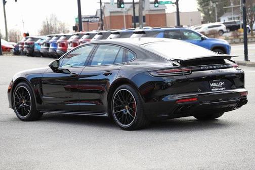 2018 Porsche Panamera 4S