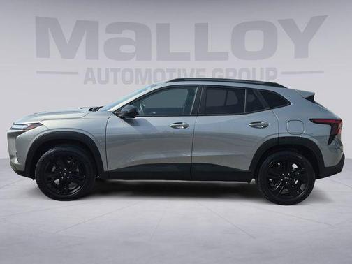 Sterling Gray Metallic 2025 Chevrolet Trax FWD ACTIV