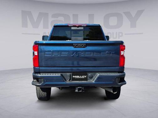 Blue Metallic 2022 Chevrolet Silverado 3500 High Country