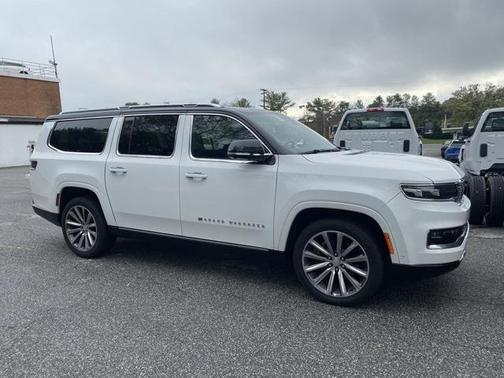 2023 Jeep Grand Wagoneer L Series II 4x4