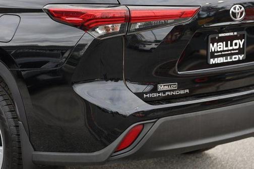 2021 Toyota Highlander LE