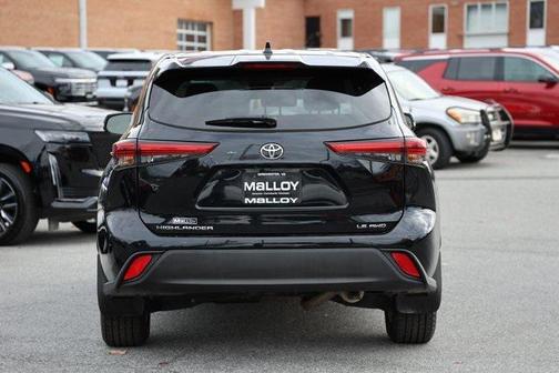 2021 Toyota Highlander LE