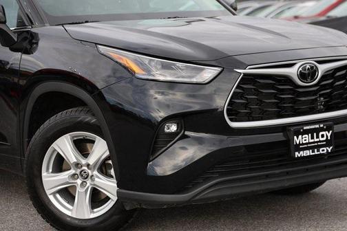 2021 Toyota Highlander LE