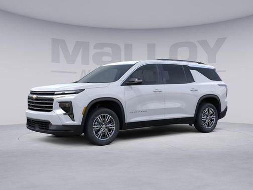 Summit White 2026 Chevrolet Traverse LT