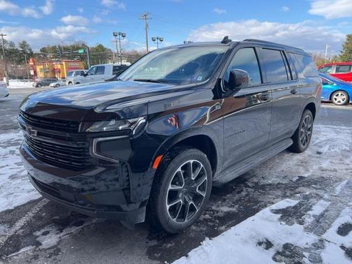 2023 Chevrolet Suburban RST