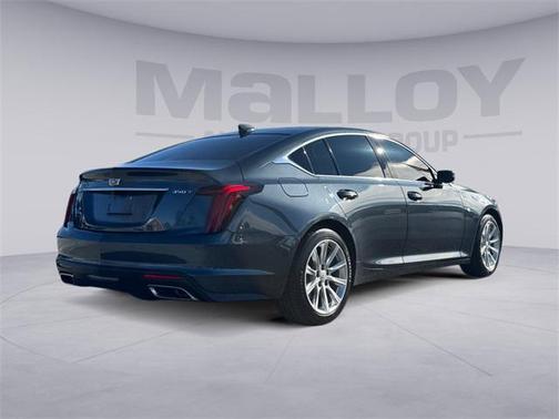 2022 Cadillac CT5 Luxury