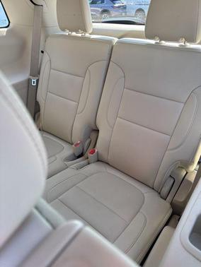 Hunter Green 2022 GMC Acadia Denali