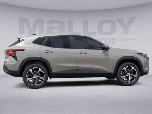 White 2026 Chevrolet Trax FWD 1RS