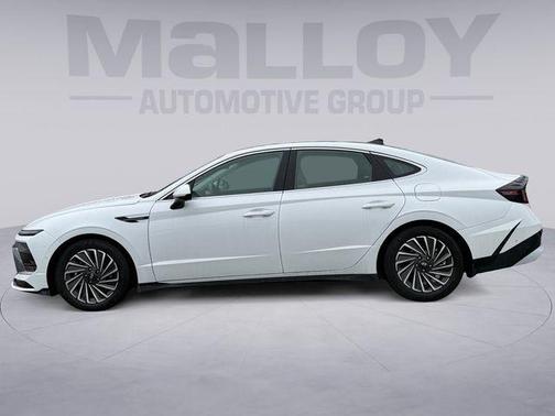 2025 Hyundai SONATA Hybrid Limited