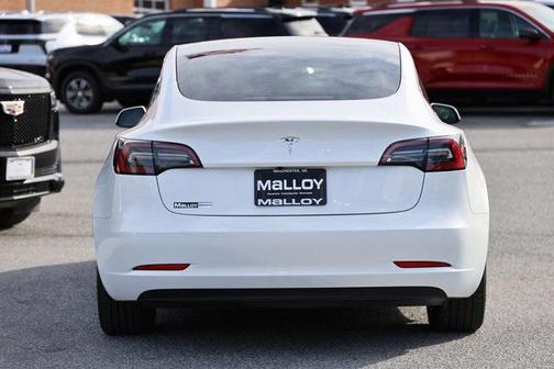 2023 Tesla Model 3 Standard Range