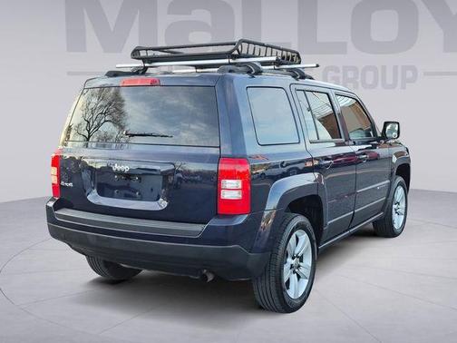 True Blue Pearlcoat 2016 Jeep Patriot Sport