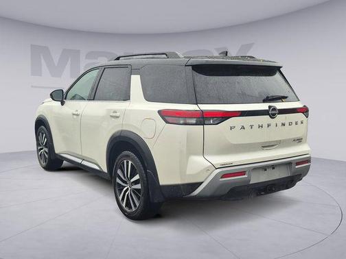 Pearl White 2024 Nissan Pathfinder Platinum 4WD