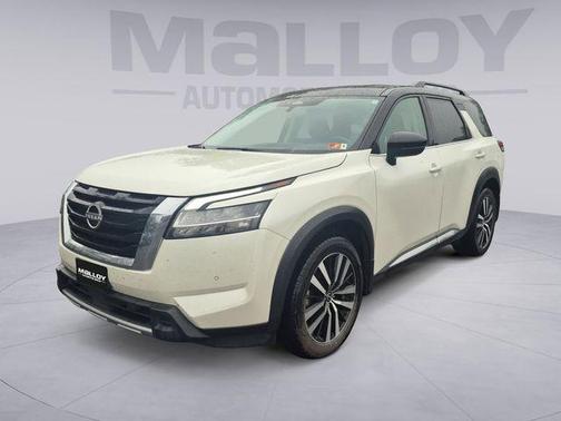 Pearl White 2024 Nissan Pathfinder Platinum 4WD