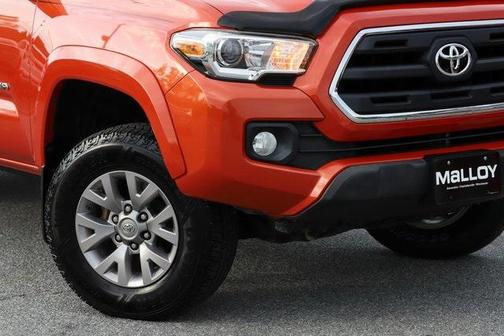 2016 Toyota Tacoma SR5