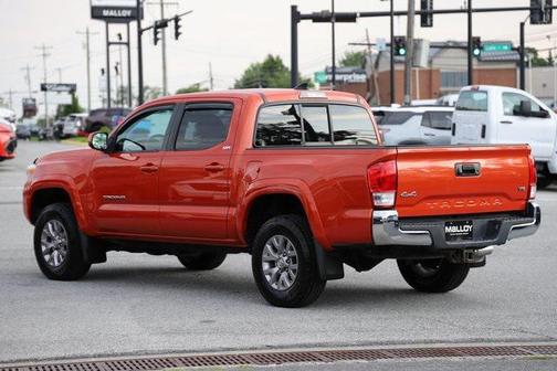 2016 Toyota Tacoma SR5