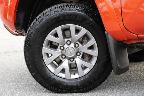 2016 Toyota Tacoma SR5