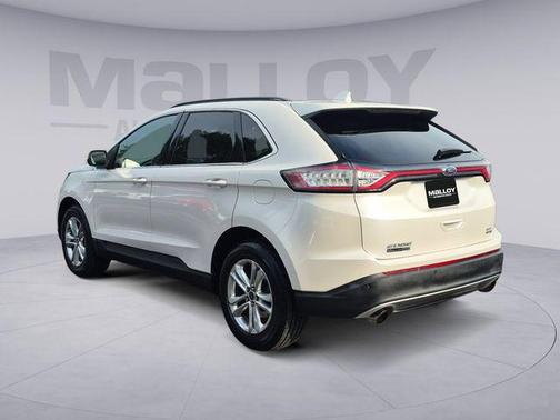 White Platinum Clearcoat Metallic 2017 Ford Edge SEL