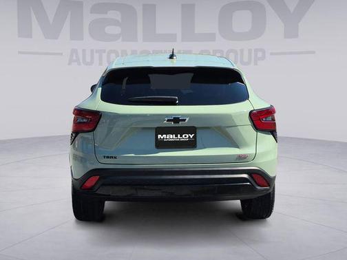Cacti Green 2024 Chevrolet Trax FWD 1RS