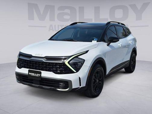 Glacier White Pearl/Ebony Black Roof 2024 Kia Sportage S