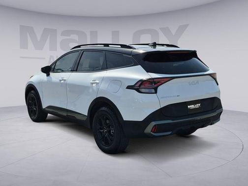 Glacier White Pearl/Ebony Black Roof 2024 Kia Sportage S