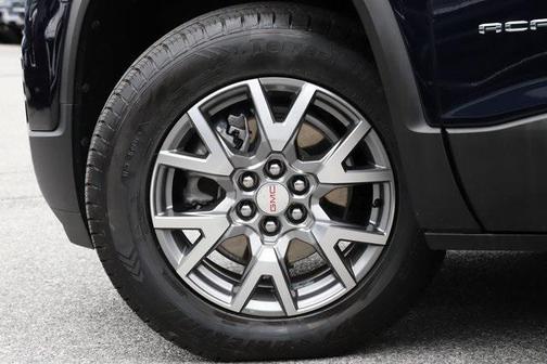 2022 GMC Acadia AWD SLT