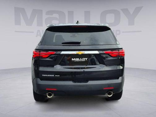 2023 Chevrolet Traverse LS