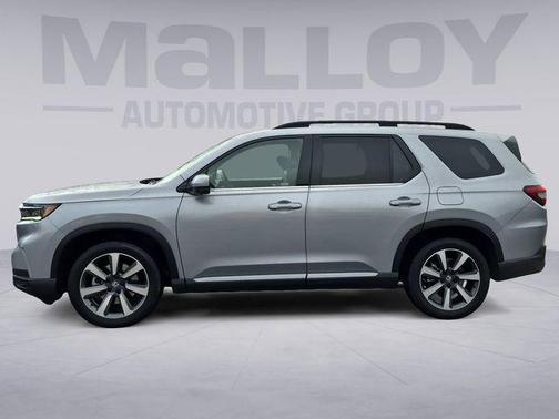 2023 Honda Pilot AWD Elite