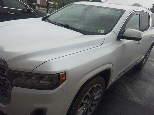 White Frost Tricoat 2023 GMC Acadia Denali