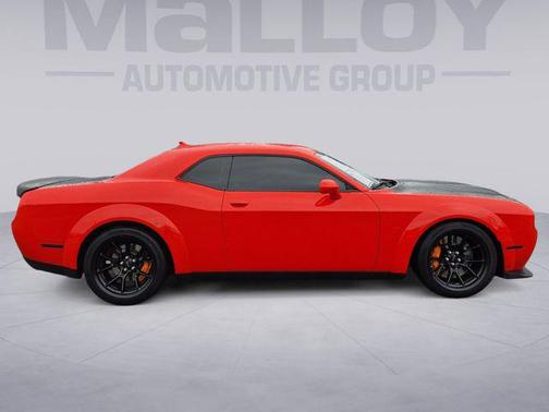 Go Mango! 2021 Dodge Challenger SRT Hellcat