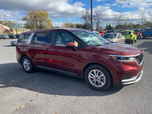 2023 Kia Carnival LX