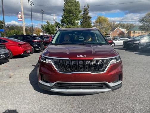 2023 Kia Carnival LX