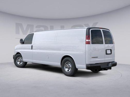 Summit White 2026 Chevrolet Express 3500 3500 Extended Wheelbase, WT, RWD