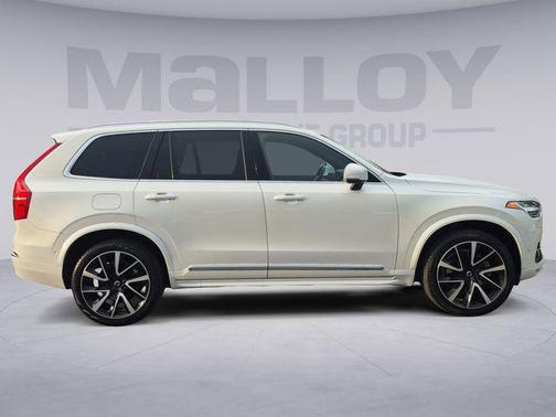 Crystal White 2024 Volvo XC90 B6 Ultimate Bright Theme 7-Seater