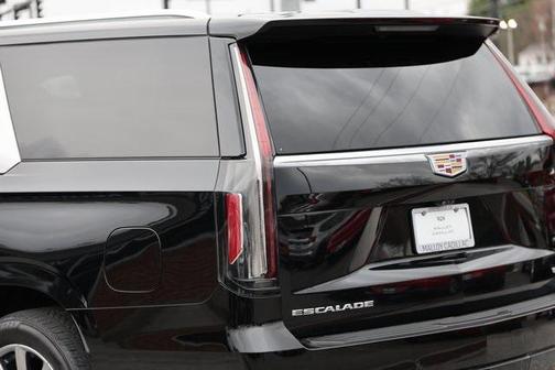 2023 Cadillac Escalade ESV Premium Luxury Platinum