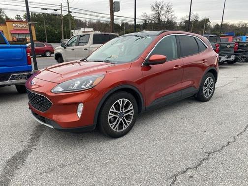 2020 Ford Escape SEL