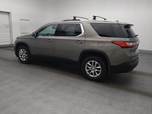 Gray 2018 Chevrolet Traverse LT Cloth