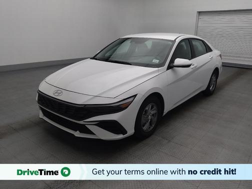 Serenity White 2025 Hyundai ELANTRA SE