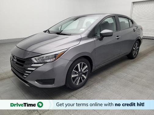 Brilliant Silver Metallic 2025 Nissan Versa 1.6 SV