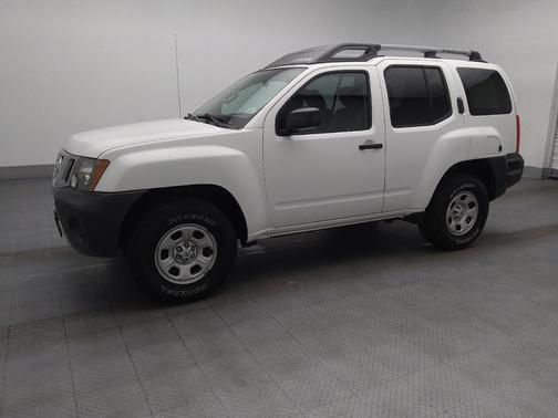 Glacier White 2014 Nissan Xterra X