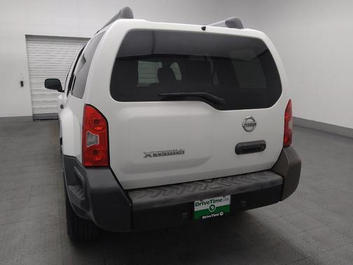 Glacier White 2014 Nissan Xterra X
