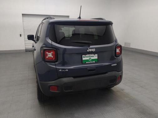 Slate Blue Pearlcoat 2021 Jeep Renegade Latitude