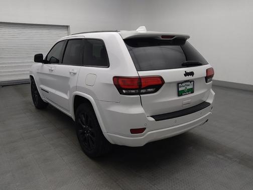 Bright White Clearcoat 2019 Jeep Grand Cherokee Altitude