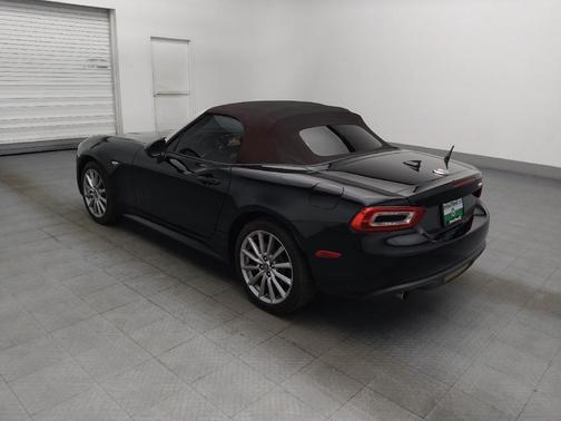 Forte Black Metallic 2019 FIAT 124 Spider Base