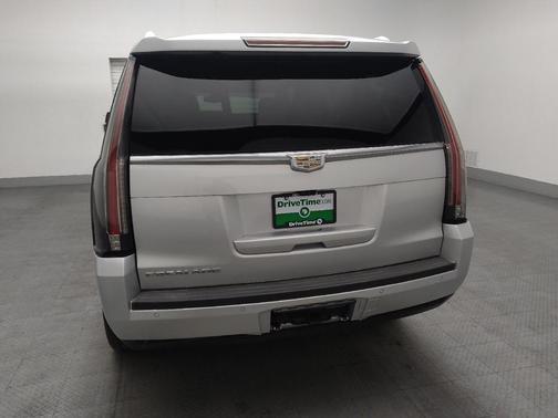 2017 Cadillac Escalade Luxury