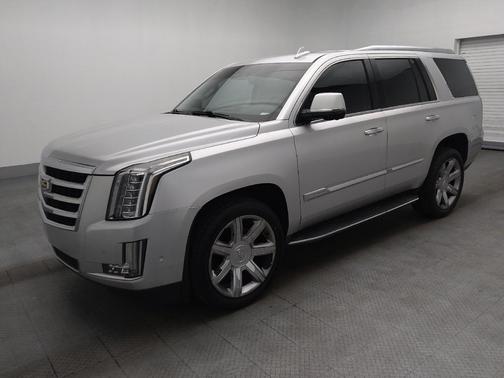 2017 Cadillac Escalade Luxury