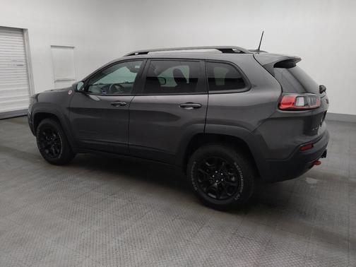 Granite Crystal Metallic Clearcoat 2019 Jeep Cherokee Trailhawk